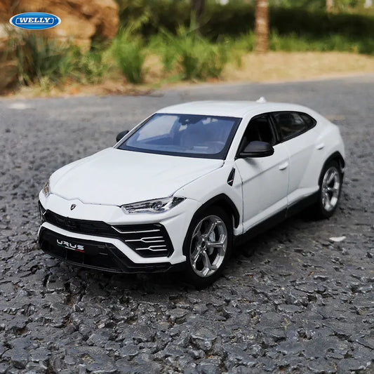 Welly 1:24 Lamborghini Urus White Car Alloy Car Model Simulation Car Decoration Collection Gift Toy Die Casting Model Boy Toy